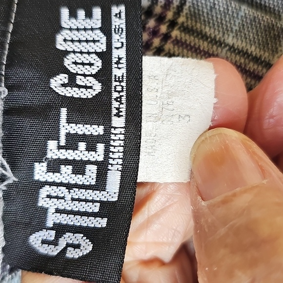 Plaid Pleated Skirt with Button Detail. By STREET CODE. Size 3 Made In USA. - Picture 5 of 8